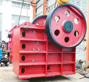 鄂式破碎机01